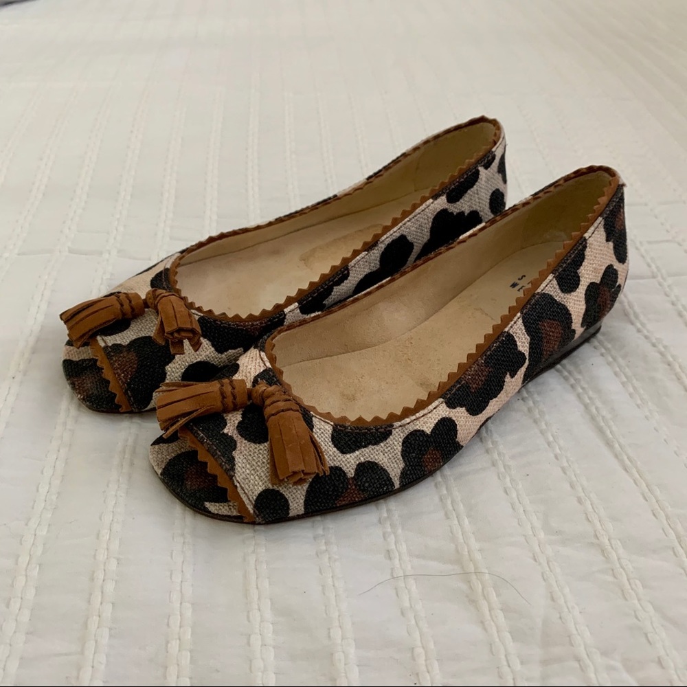 STUART WEITZMAN canvas leopard print flats